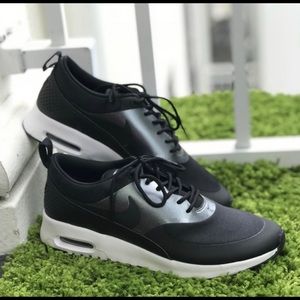 Nike Air Max Thea Knit Shoe